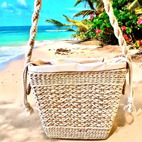 Vintage Hong Kong Straw Woven Shoulder Bag Rope Strap Drawstring Closure - Picture 11 of 14